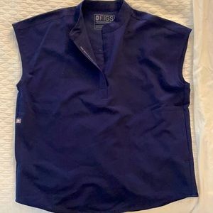 FIGS Rafaela scrub top